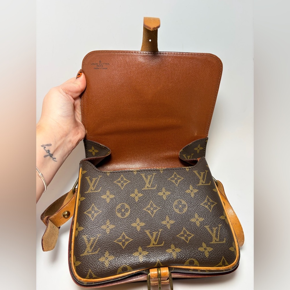 SOLD Louis Vuitton Cartouchière MM Monogram Crossbody/Shoulder Bag Vintage - Picture 3 of 16